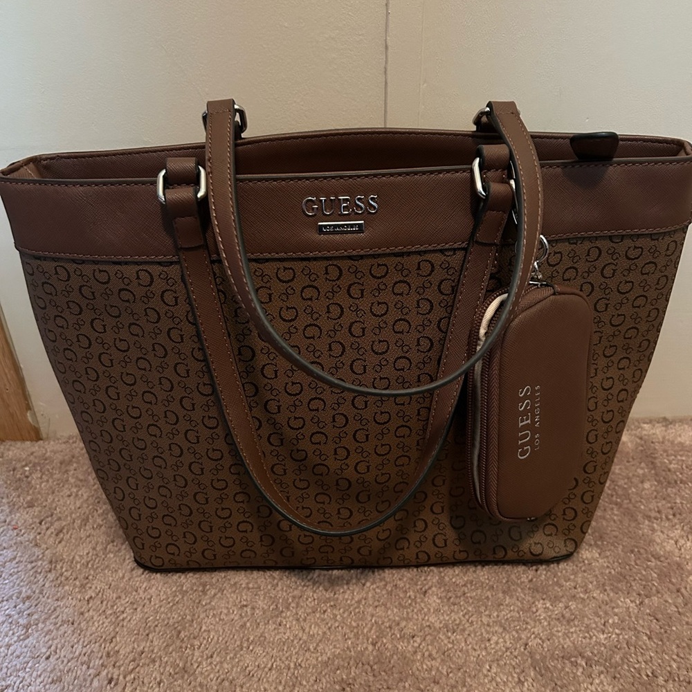 Brand new Guess tote